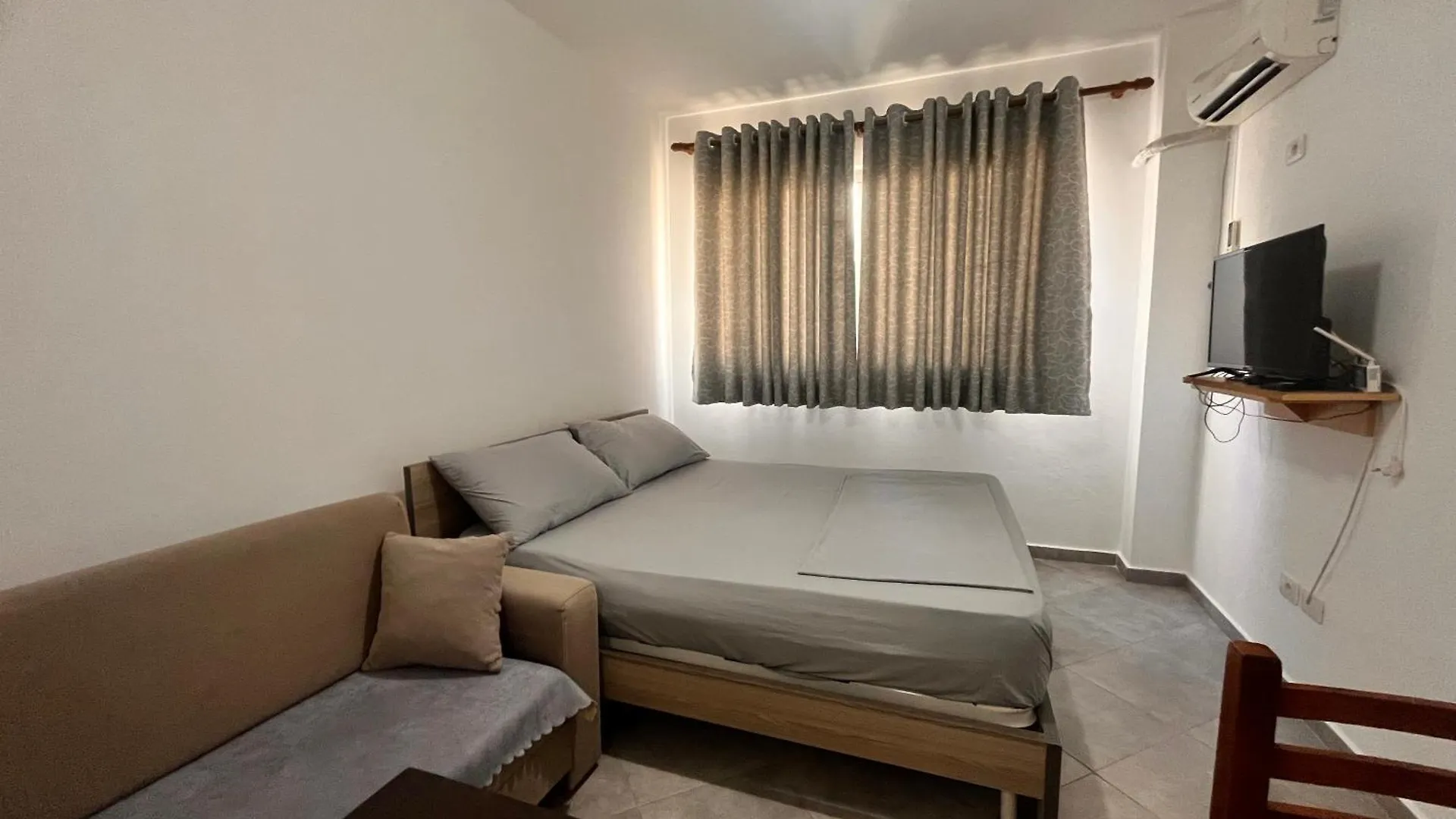 Mandis Apartments Shengjin Paskuqan